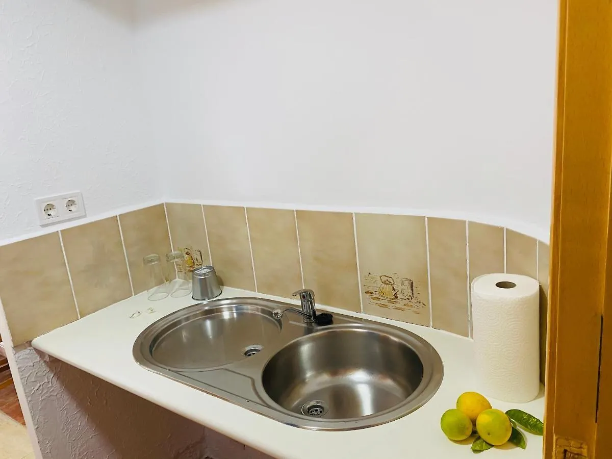 Hostal Villa Senese Peguera Hostel